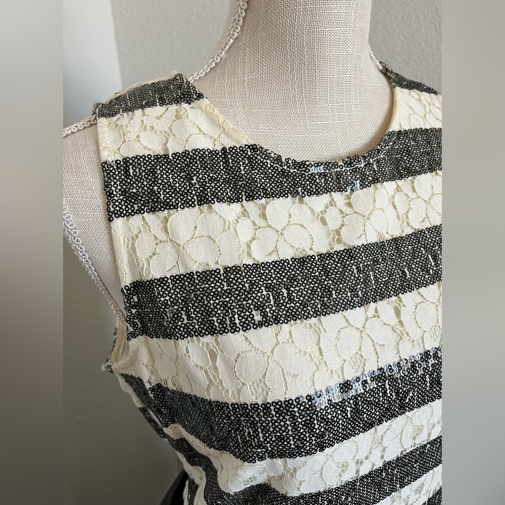 DRESS - Picture 8 of 8